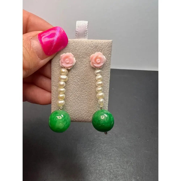 Green Jade flowers and pearl sterling silver earrings - Picture 4 of 11